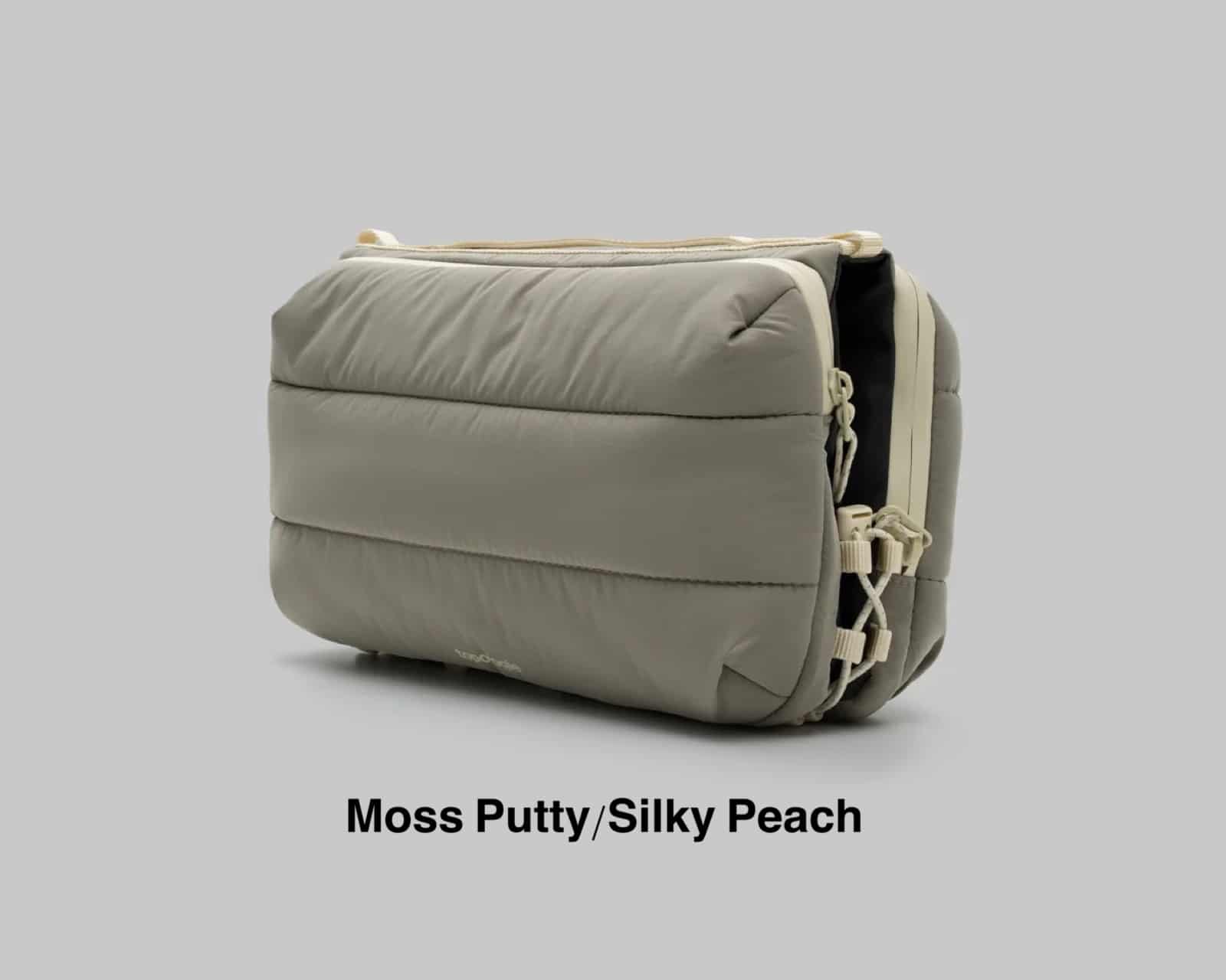 Topologie/トポロジー/Bottle Sacoche Large- Moss Putty Puffer- Moss Putty/Silky Peach LARGE