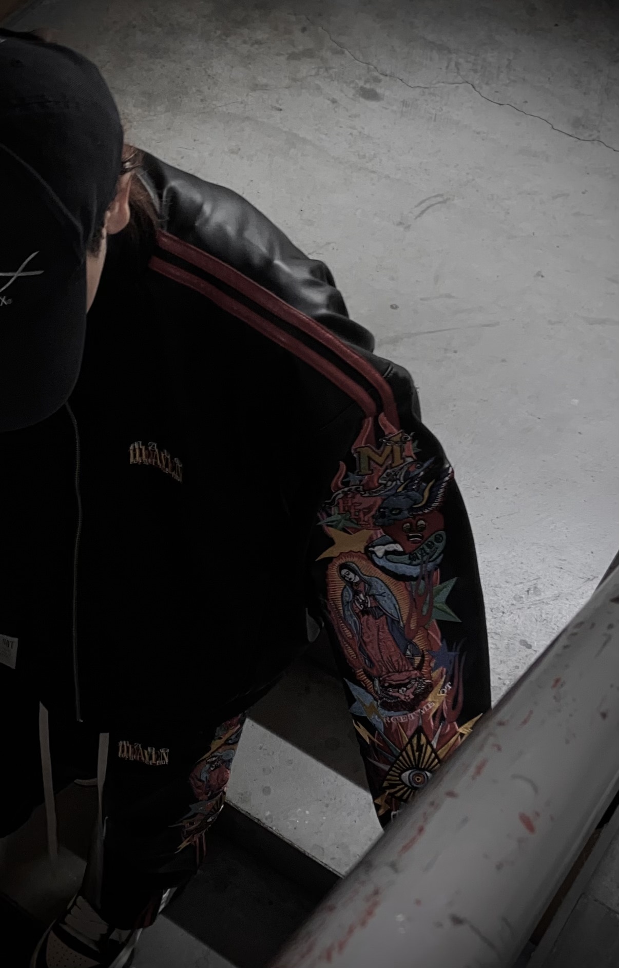 MAYO/PU TRACK JACKET black L