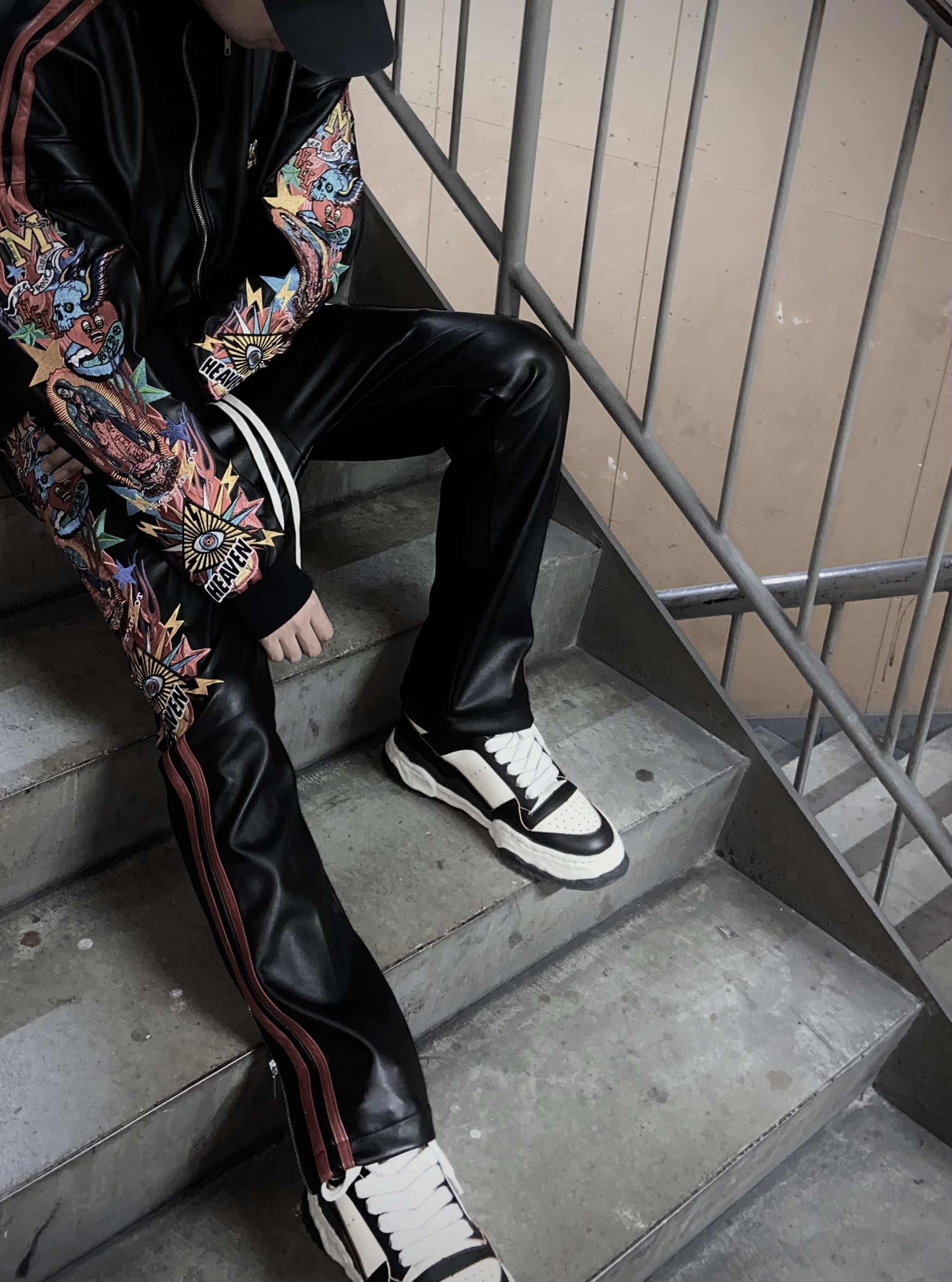 MAYO/PU TRACK PT black L