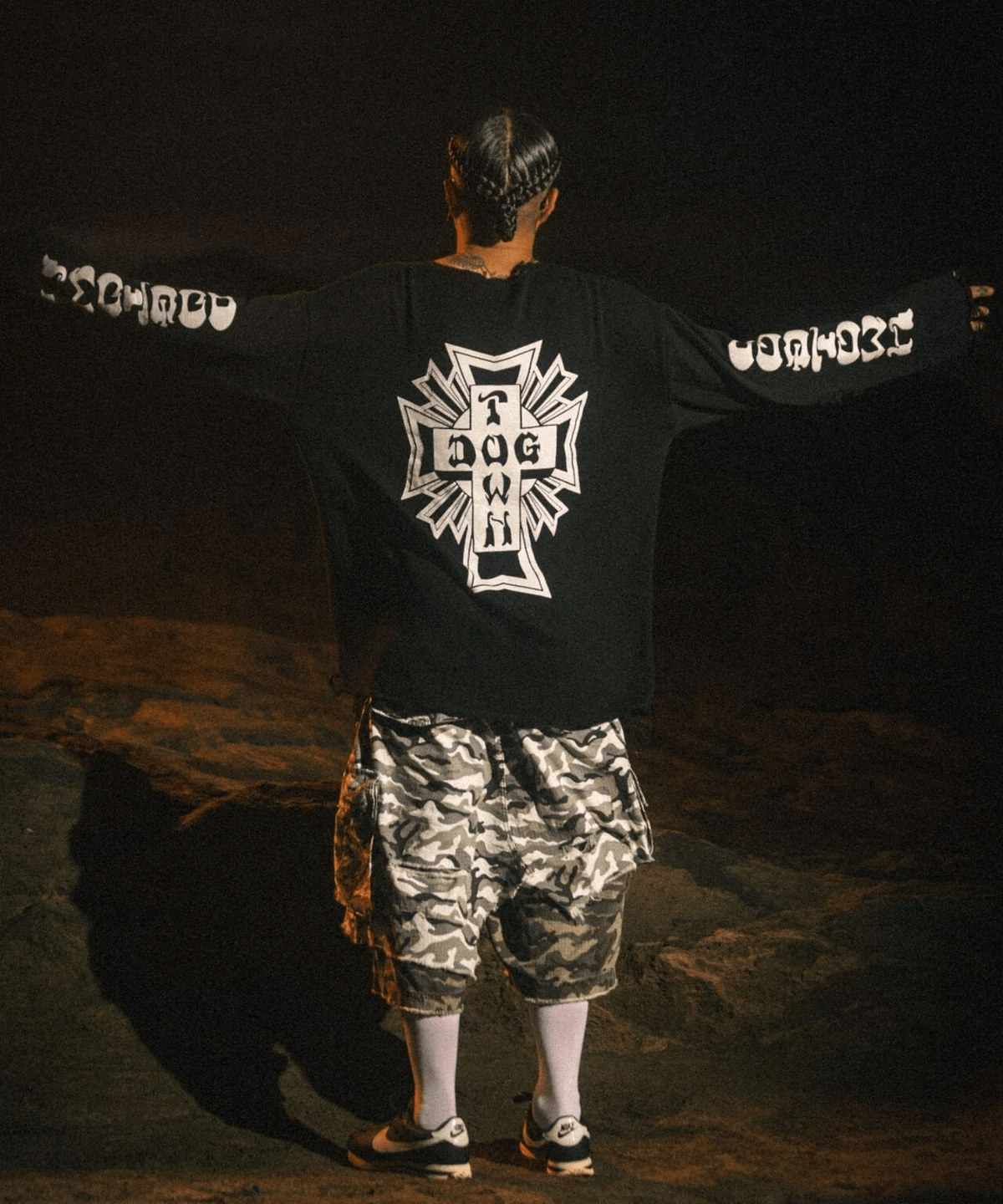 FR(13)NDS/フレンズ/DOGTOWN コラボニット black M