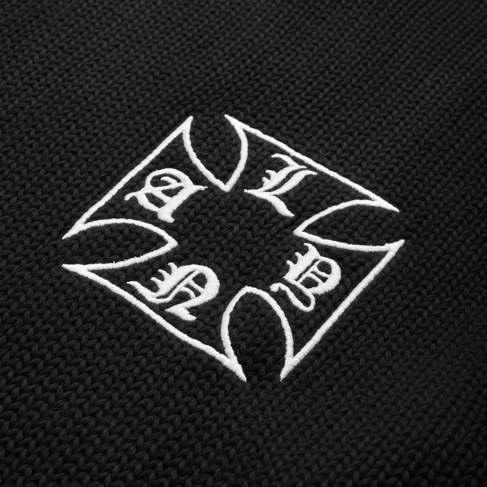 LAST NEST X CHAIN KNIT black L