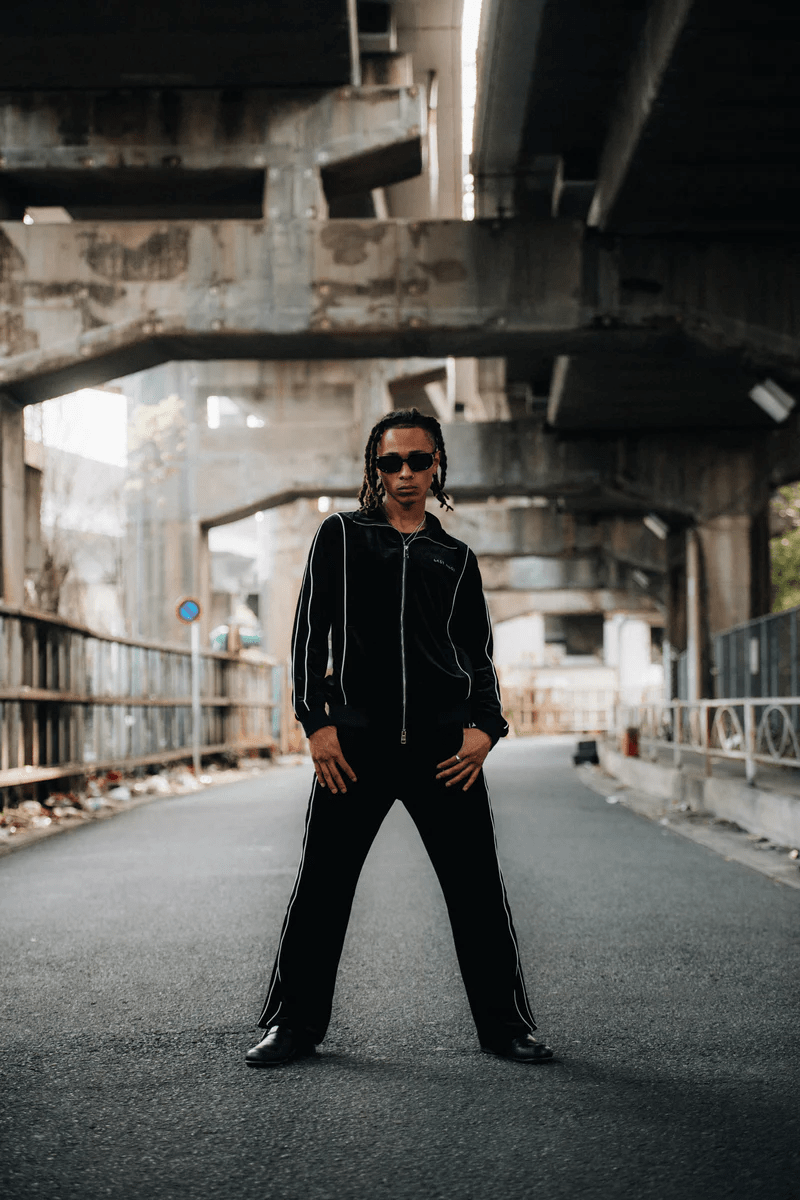 LAST NEST/Velour Track Pants V2 / Black black XL