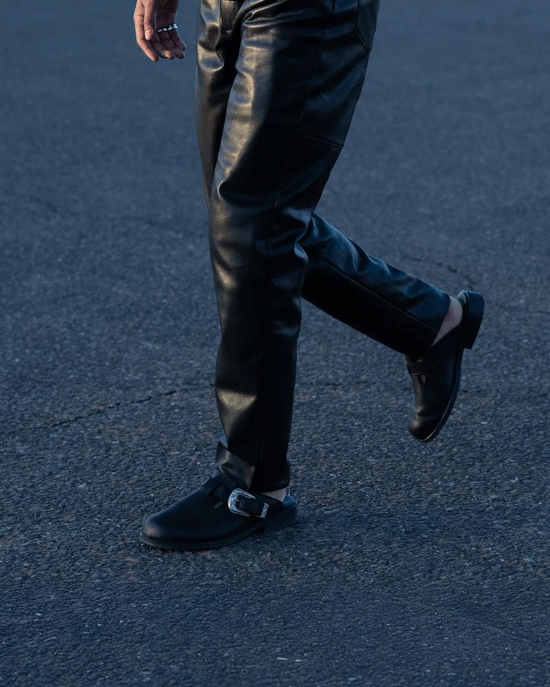LAST NEST/Mule / Black black 28