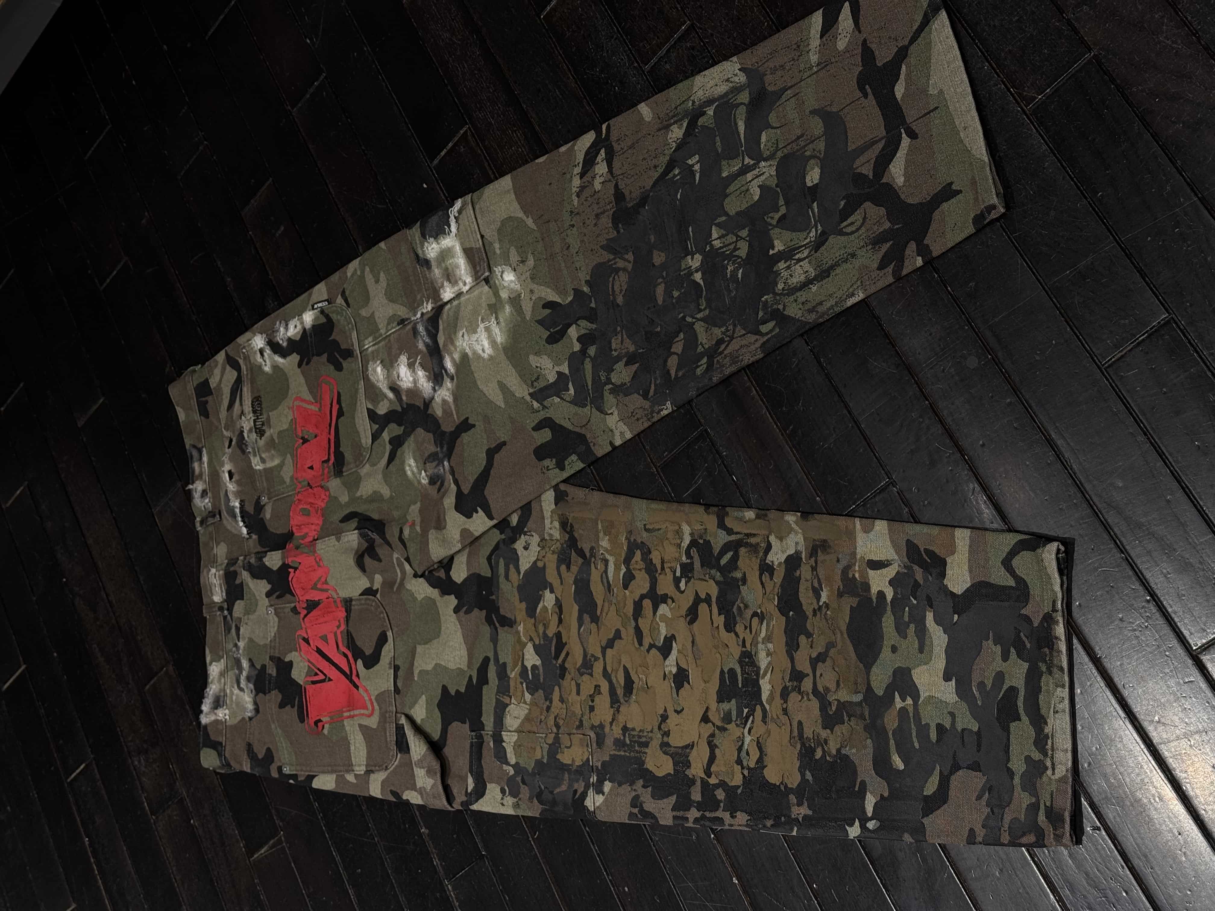 AVIREX×VANDAL 迷彩　Pt khaki L