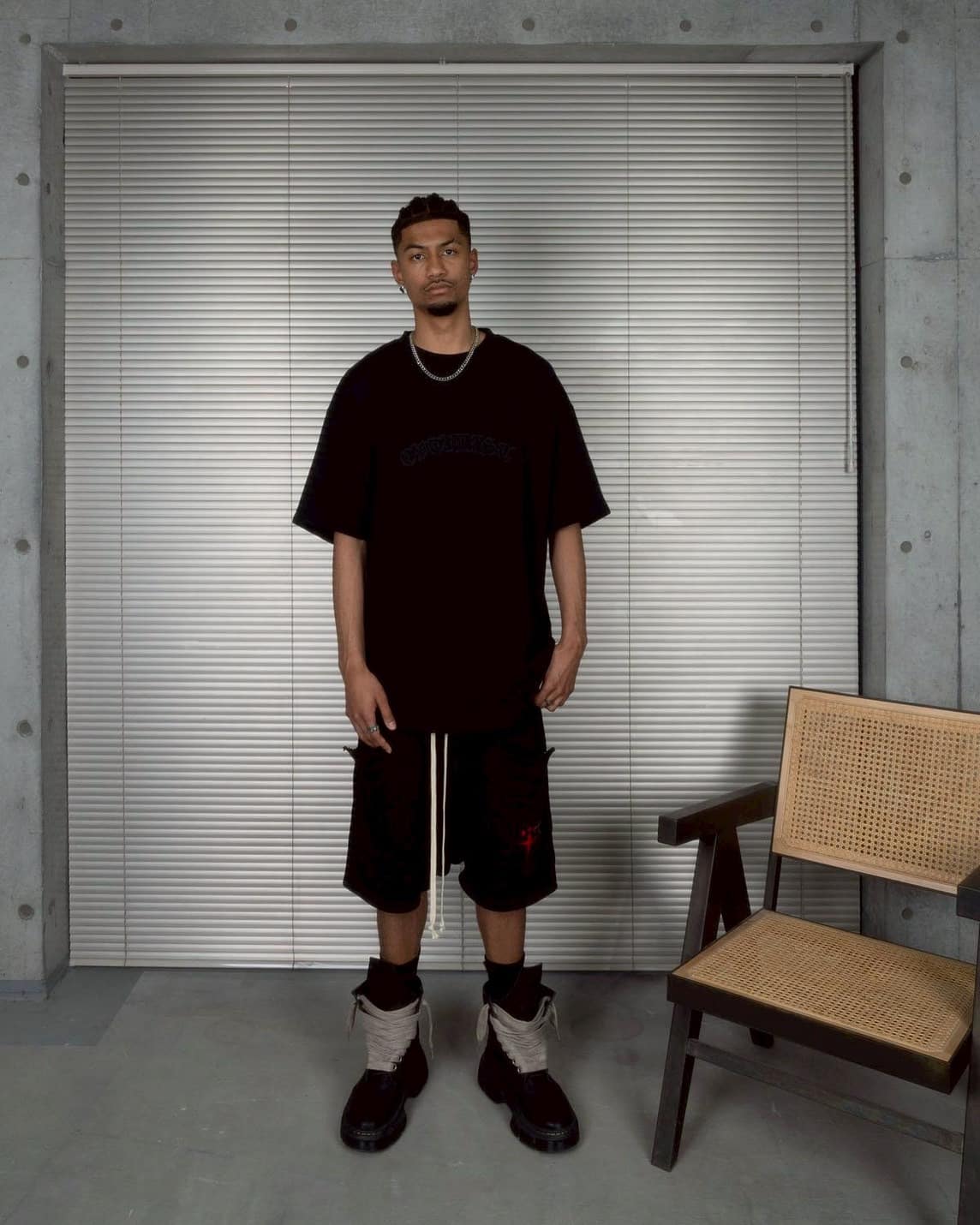 CVTVLIST/カタリスト/multi cross usual tee black L