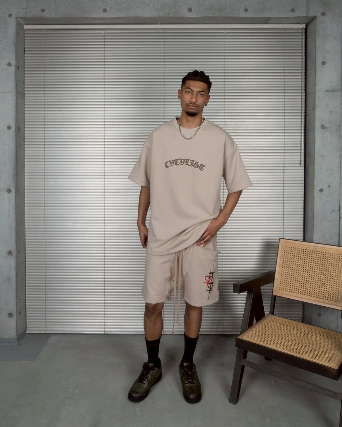 CVTVLIST/カタリスト/multi cross usual tee khaki L