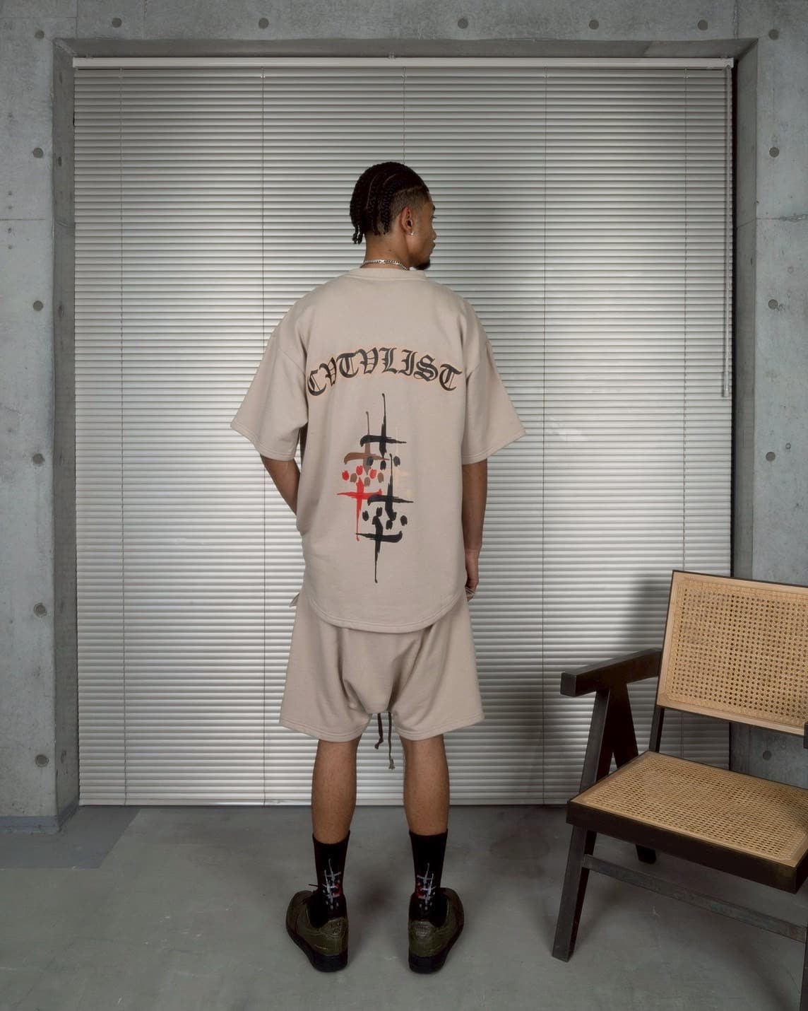 CVTVLIST/カタリスト/multi cross usual tee khaki L