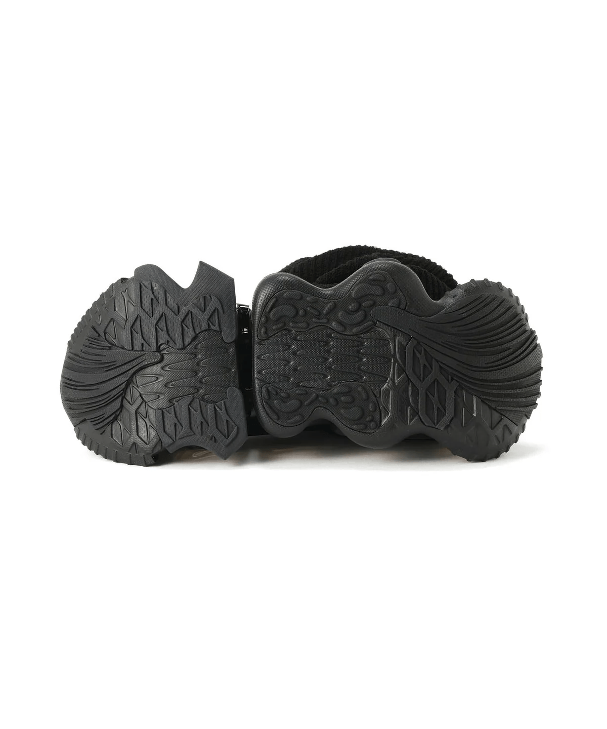 grounds/グラウンズ/SKYSCRAPER FALCON LOOSE SOCKS black 37