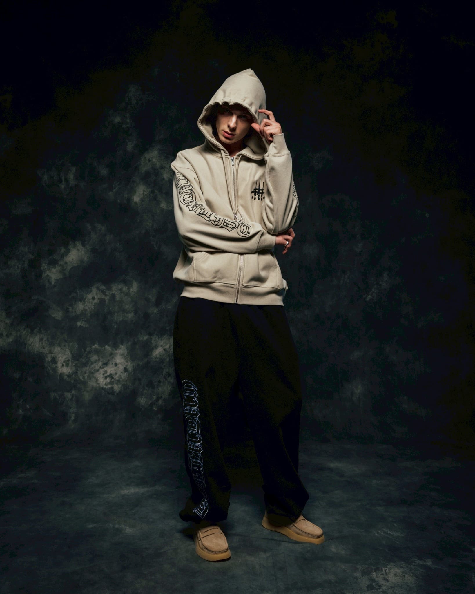 CVTVLIST/カタリスト/別注multi cross usual zip hoodie ivory XL