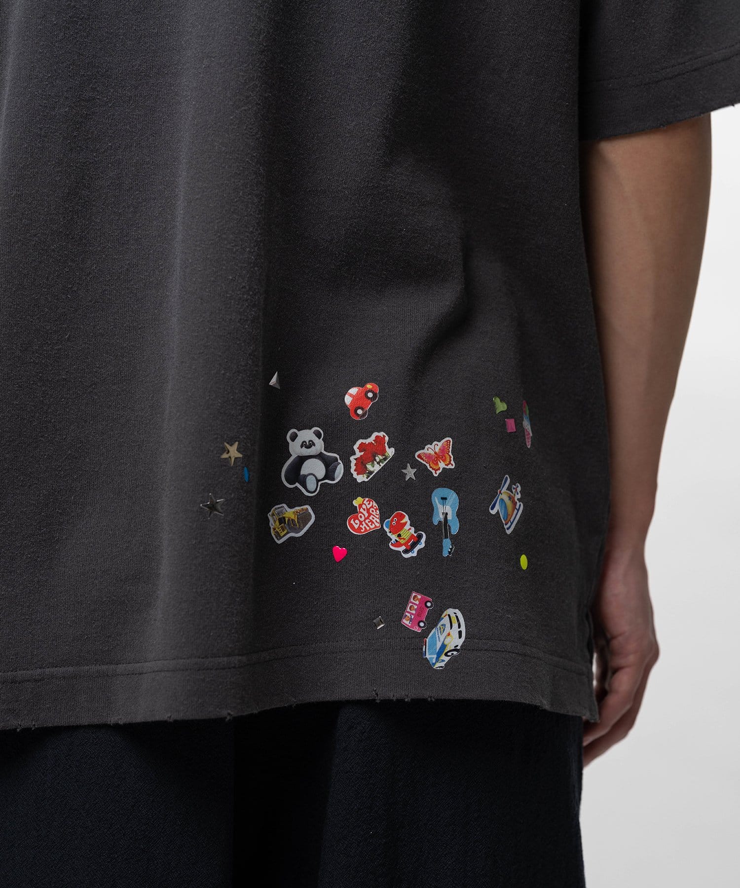 Maison MIHARA YASUHIRO/Kids Sticker Printed T-shirt black 48