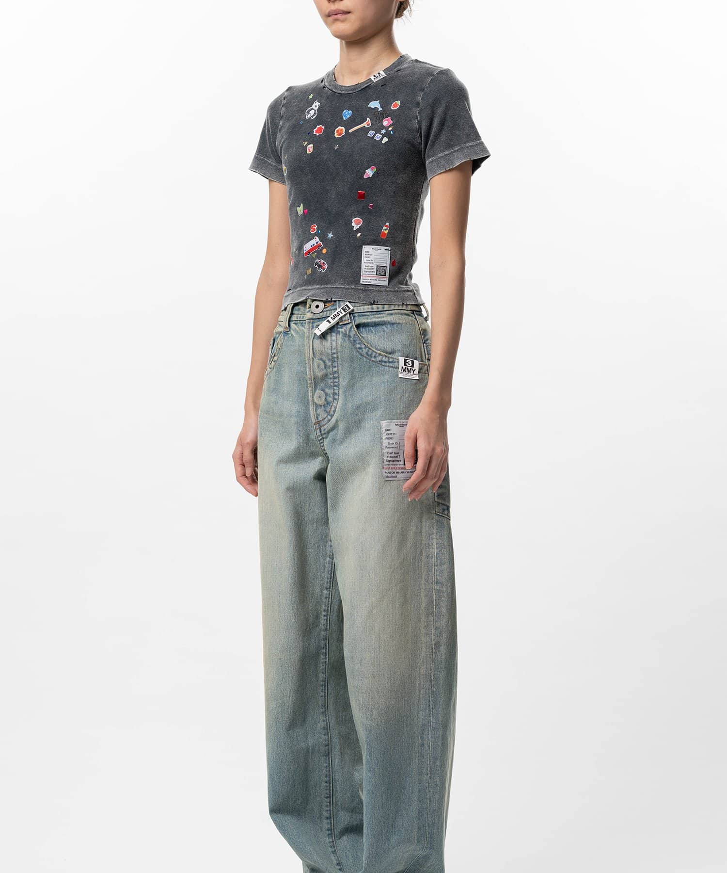 Maison MIHARA YASUHIRO/Kids Sticker Print Bleached Mini T-shirt black 36