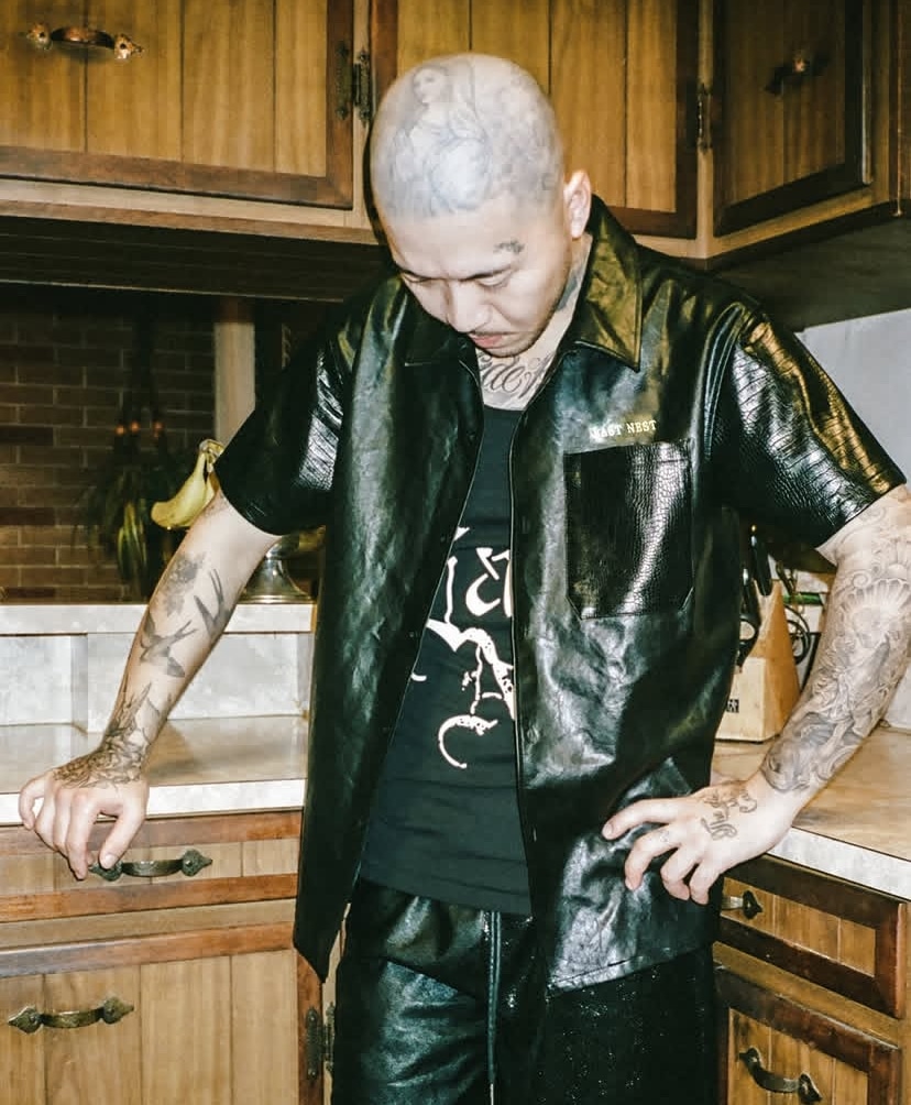 LAST NEST/Leather Switching S/S Shirts / Black black L