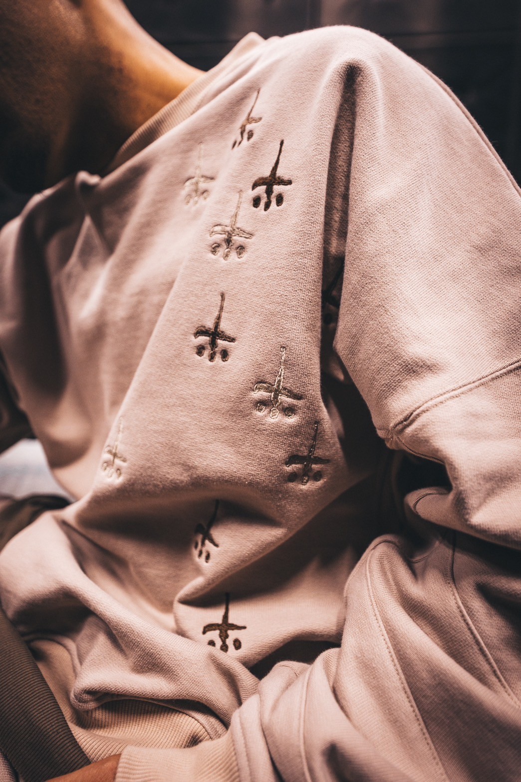 CTLS/シーティーエルエス/別注USUAL CREW-NECK 刺繍クロス beige 0