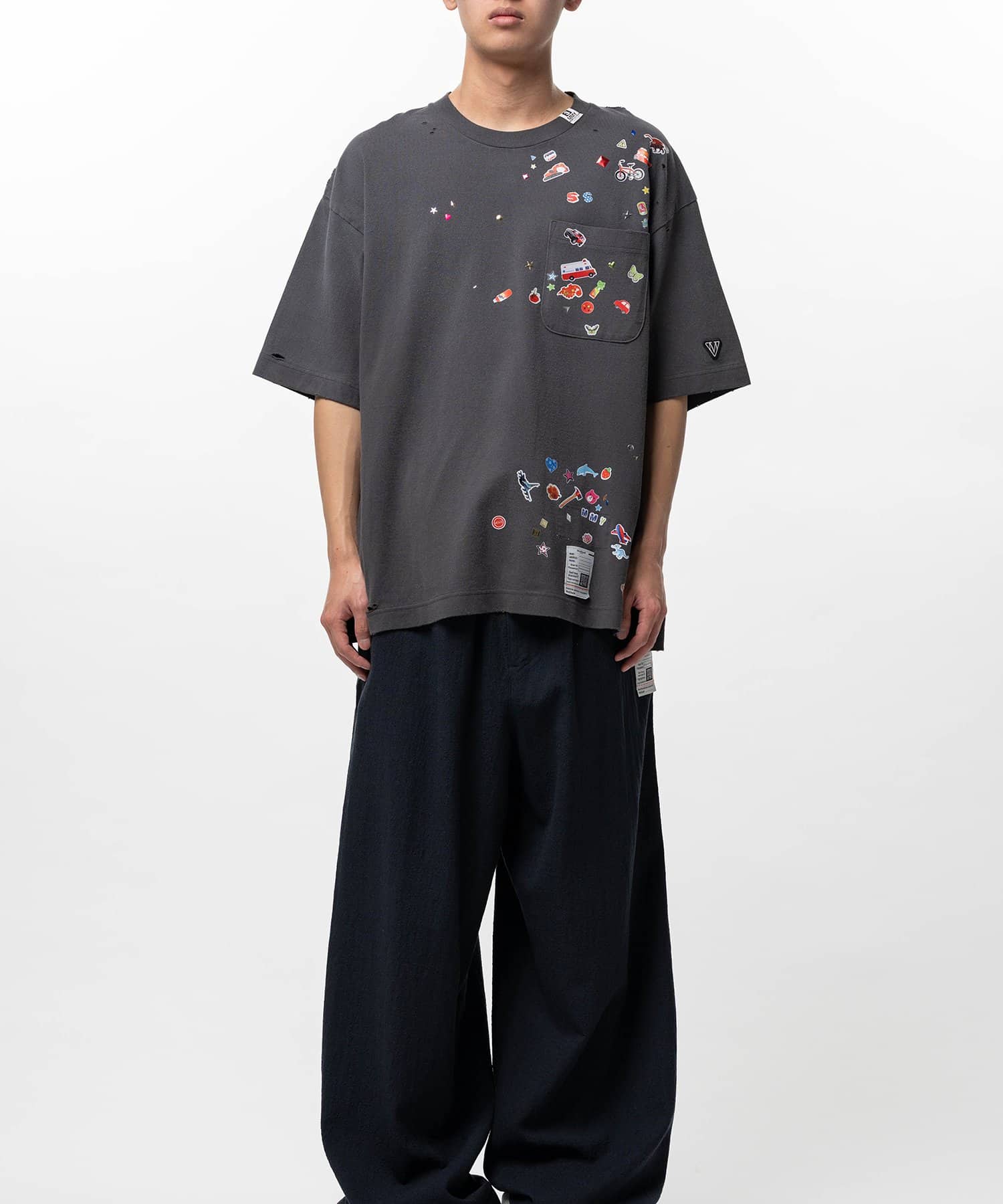 Maison MIHARA YASUHIRO/Kids Sticker Printed T-shirt black 46