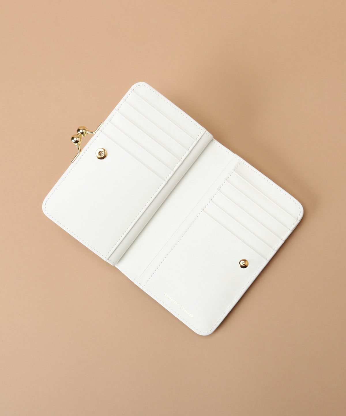 ラメレザービジュー 口金折財布 ホワイト 0