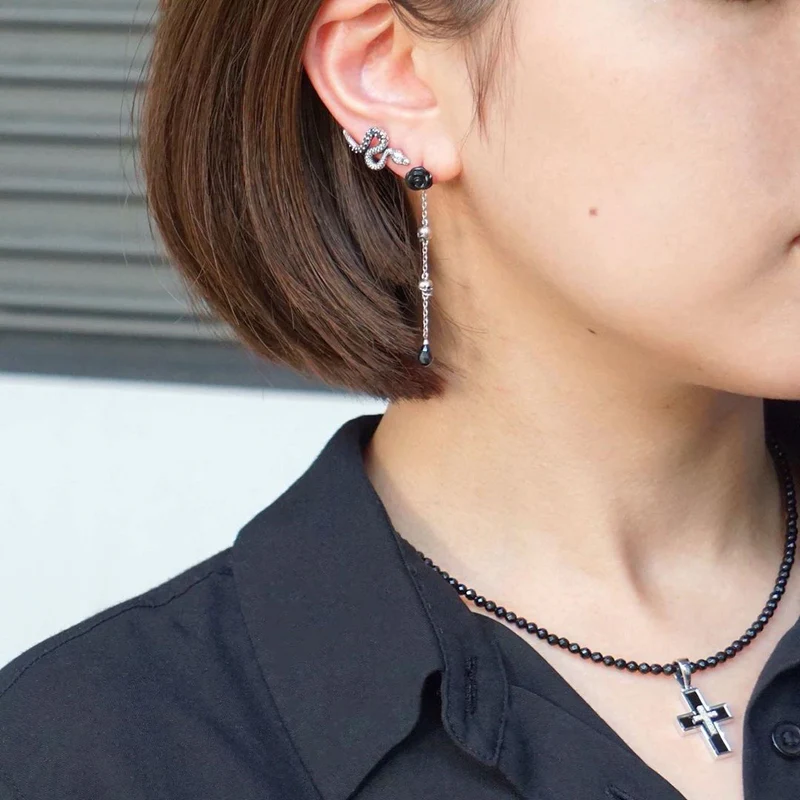 WHIP SNAKE ピアス BLACKENED/BLACK