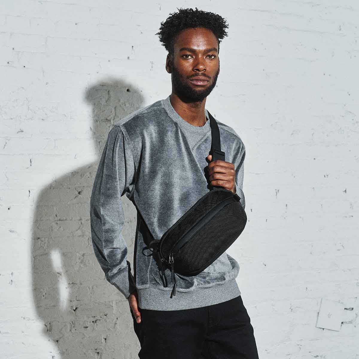 Day Sling 3 Max Black | Aer ｜ エアー公式通販サイト