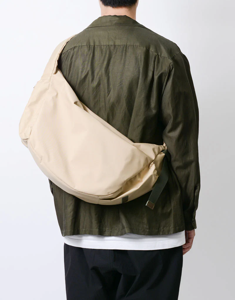 【master-piece】Ark SHOULDER BAG M (BEIGE) Beige Free