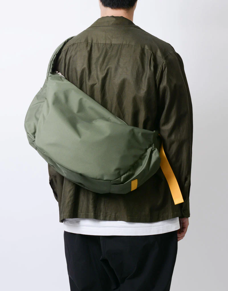 【master-piece】Ark SHOULDER BAG M (KHAKI) Khaki Free