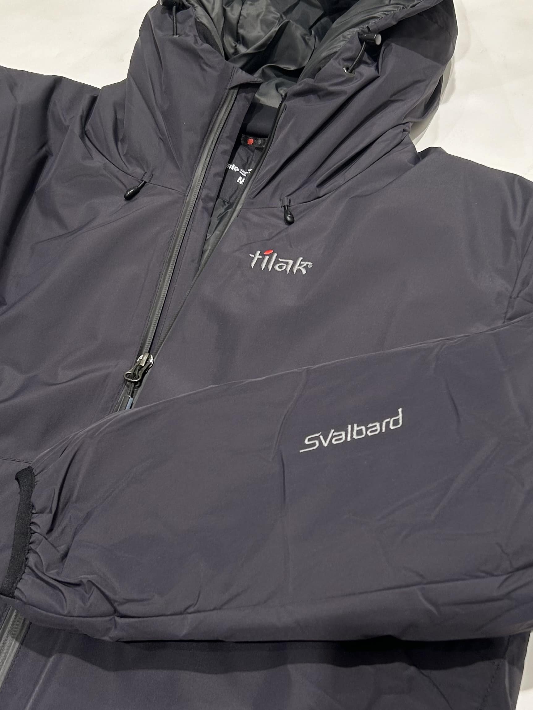 【tilak】Svalbard Jacket (BLACK) BLACK S