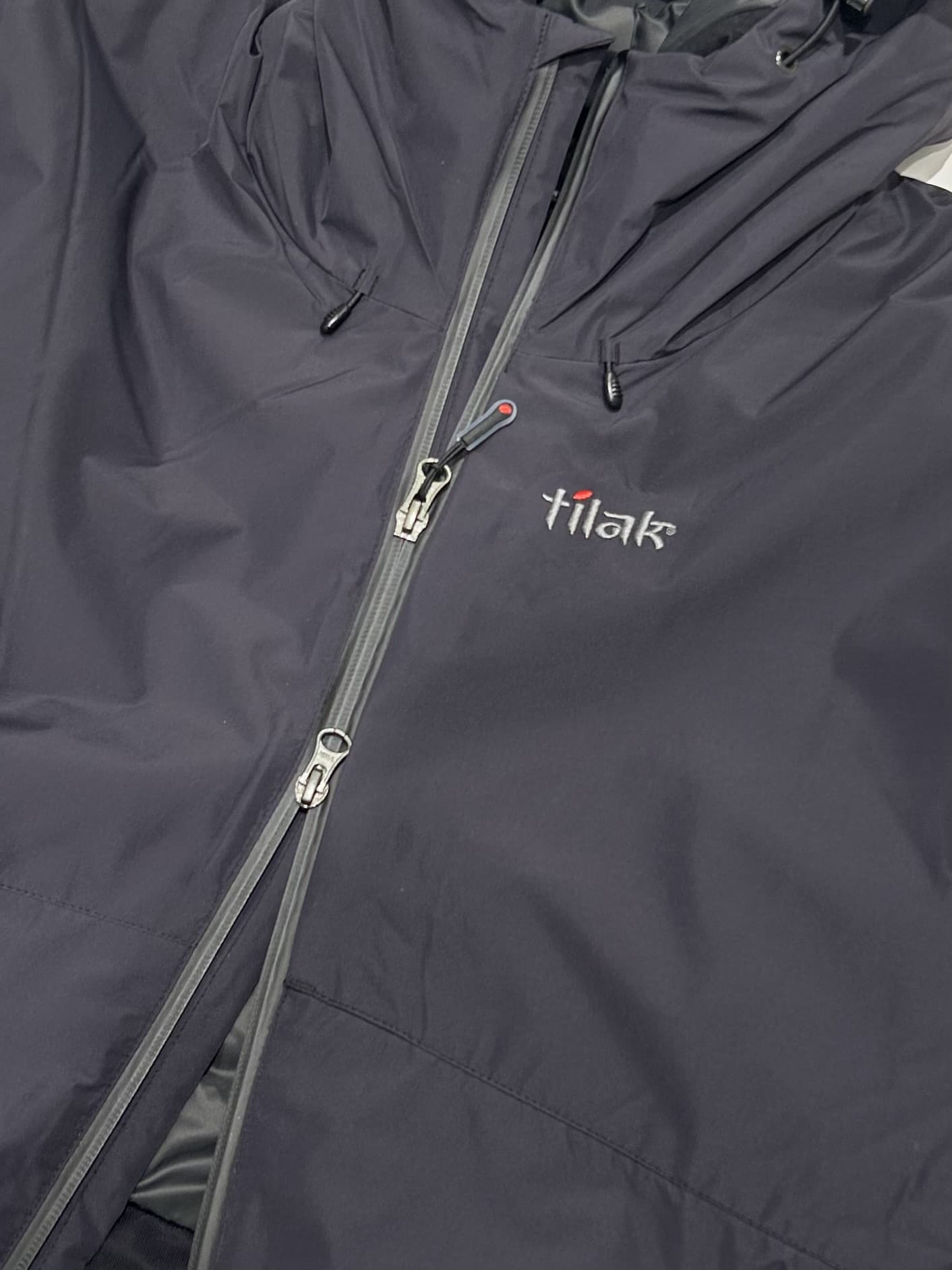 【tilak】Svalbard Jacket (BLACK) BLACK S