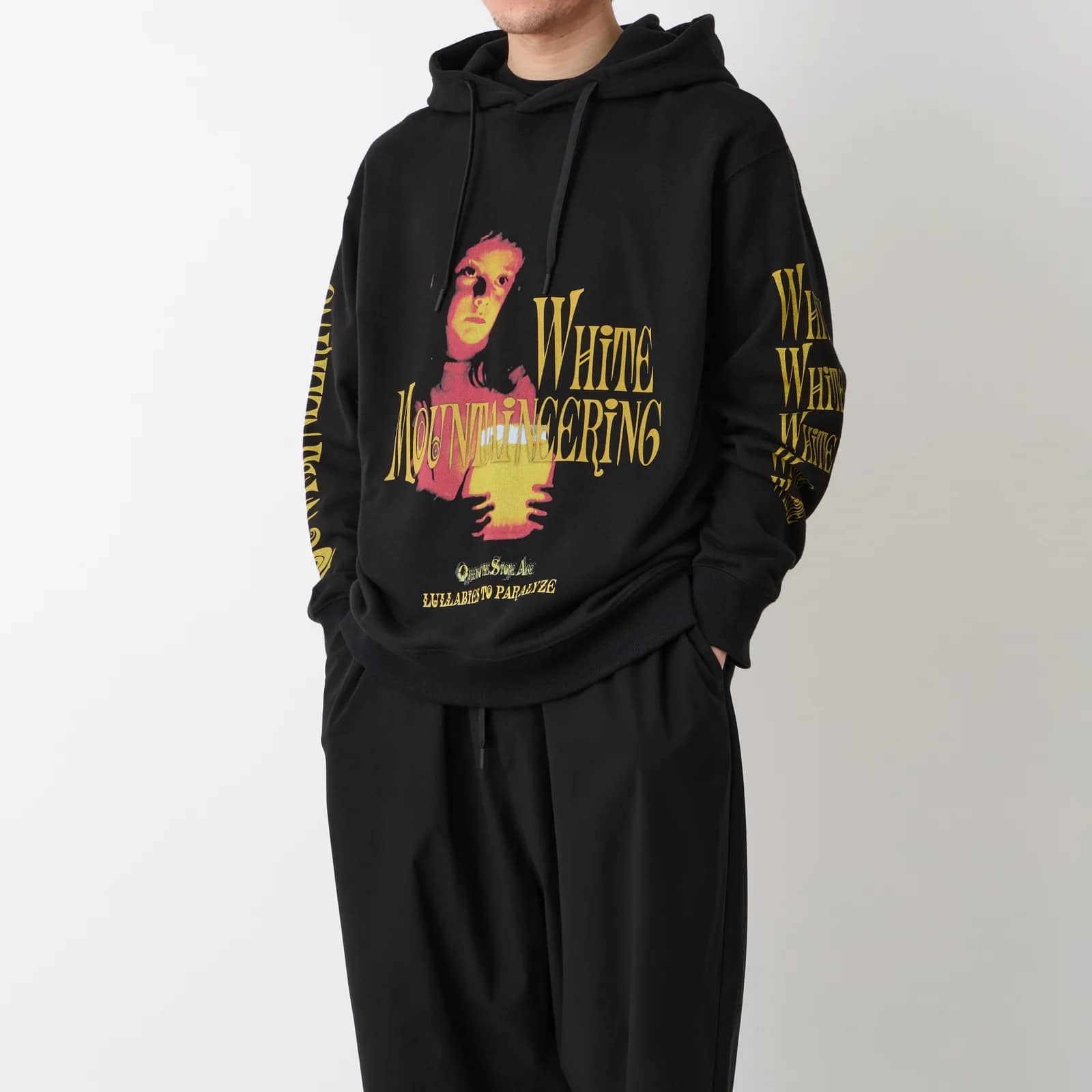 【White Mountaineering】QOTSA LULLABIES TO PARALYZE HOODIE (BLACK) BLACK 1