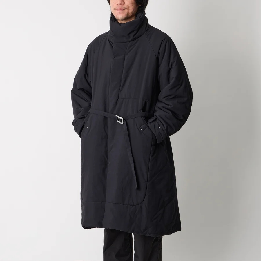 【White Mountaineering】WINDSTOPPER/PRIMALOFT/CORDURA COAT (BLACK) BLACK 1