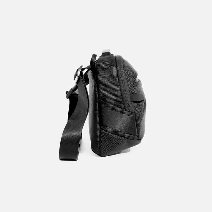 【Aer】Day Sling 4 Max Black