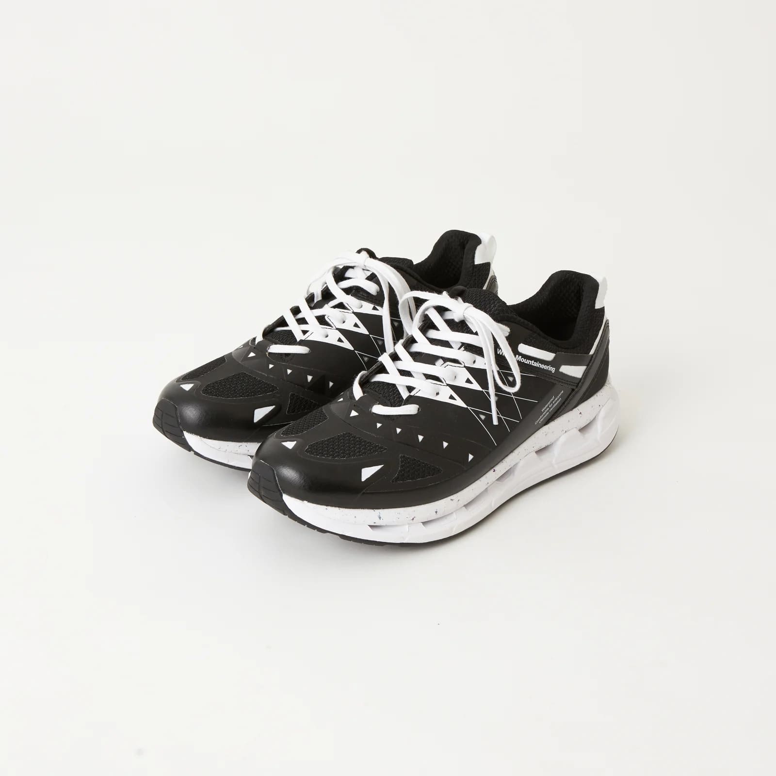 White Mountaineering】WM×MOISTHROUGH 360 WATERPROOF SNEAKER