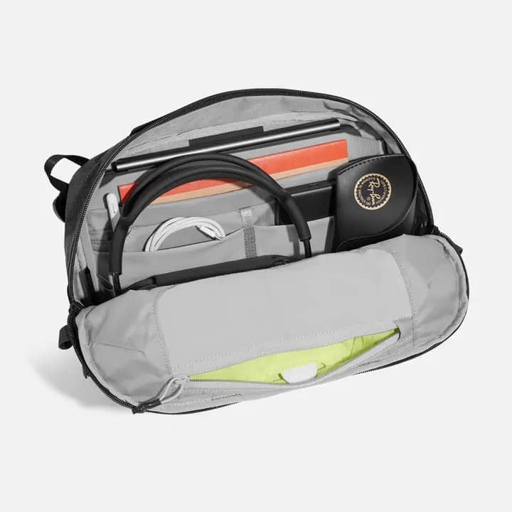 【Aer】Day Sling 4 Max Ultra Black