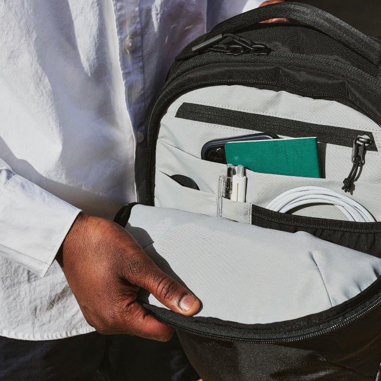 【Aer】Pro Pack Slim Black BLACK Free