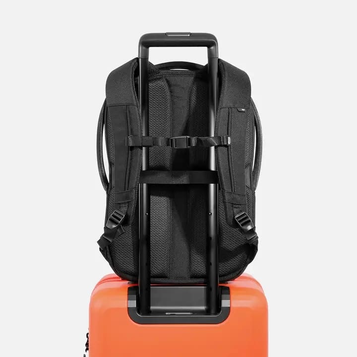 【Aer】Slim Pack 2 BLACK Free