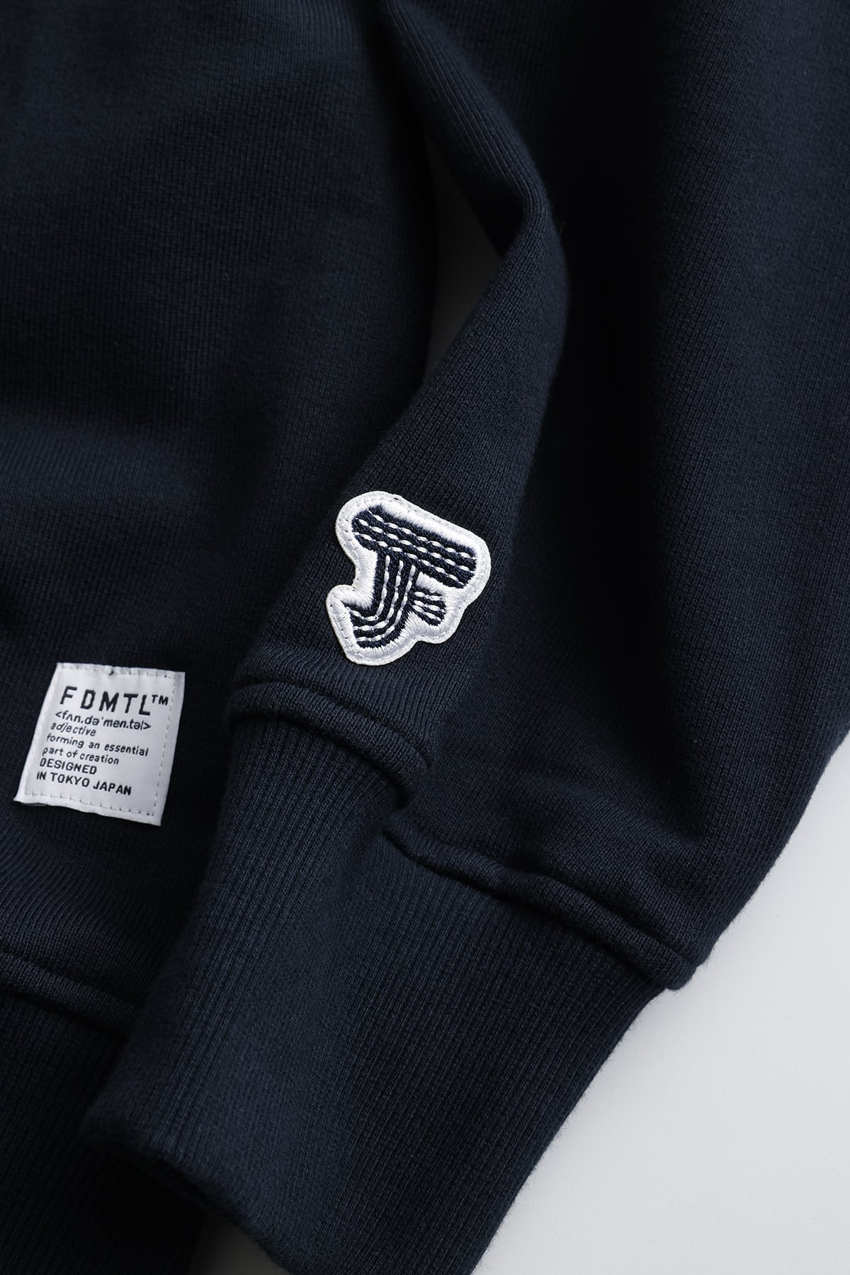 【FDMTL】SQUARE PATCH SWEAT PARKA NAVY 1