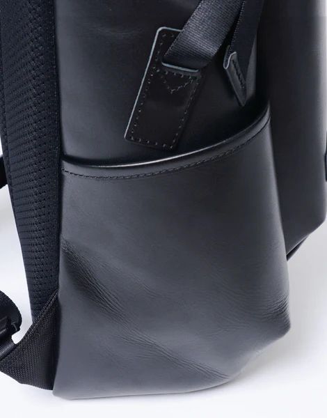 【master-piece】Potential Leather Limited フラップバックパック Black Free