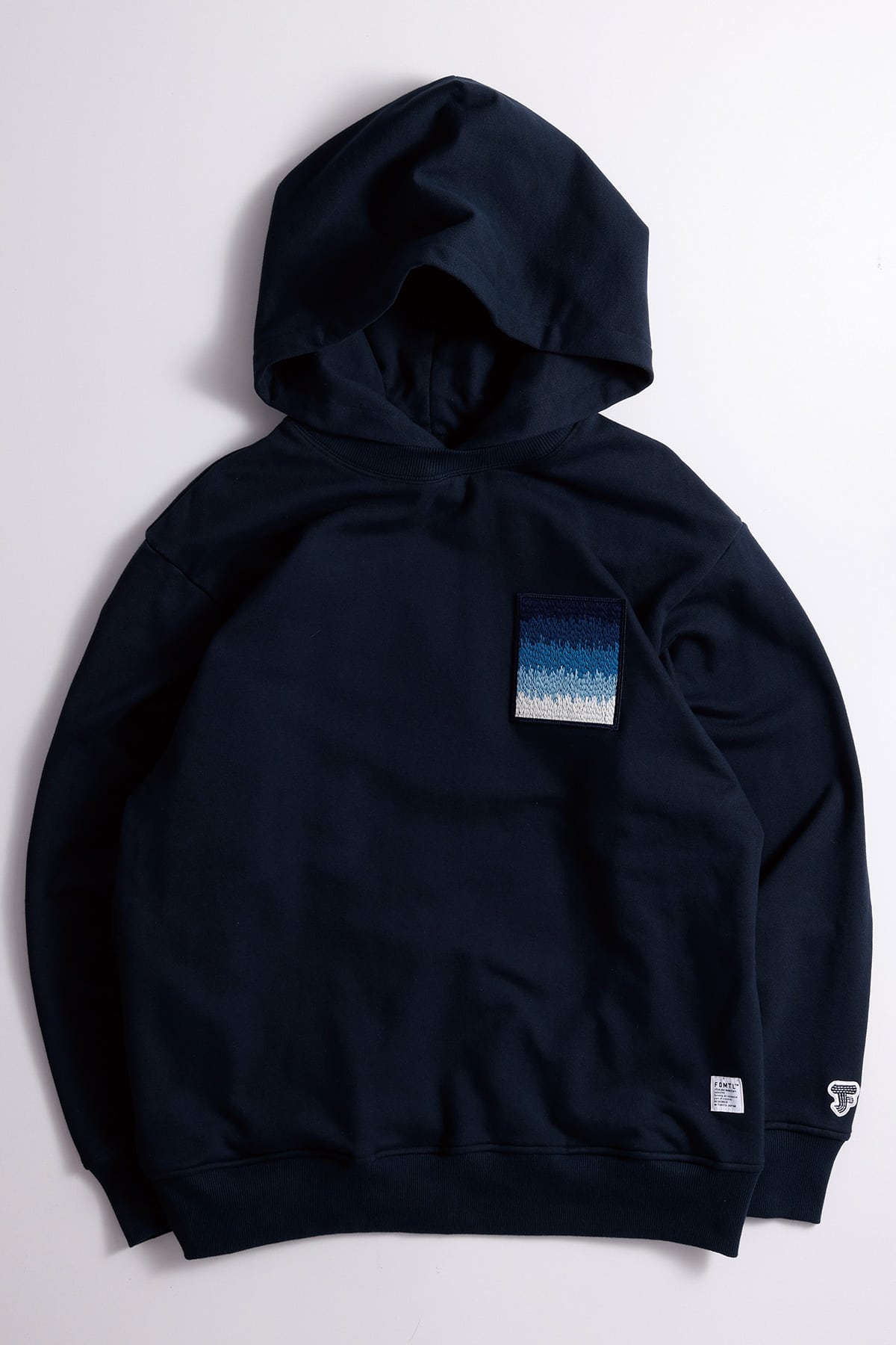 【FDMTL】SQUARE PATCH SWEAT PARKA