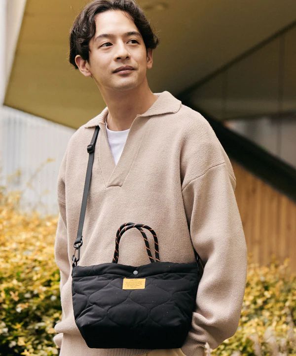 KIU パデッドトートバッグミニ　K386　クロ