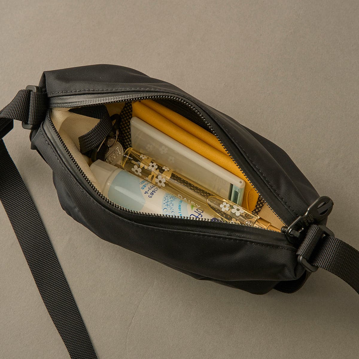 BRSKI AND SUPPLY ブロスキ―＆サプライ　 cockpit