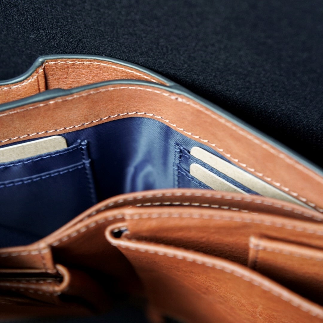 [SECRET SALE]【ZONALE ORLO LF縦型財布】ブラウン31222