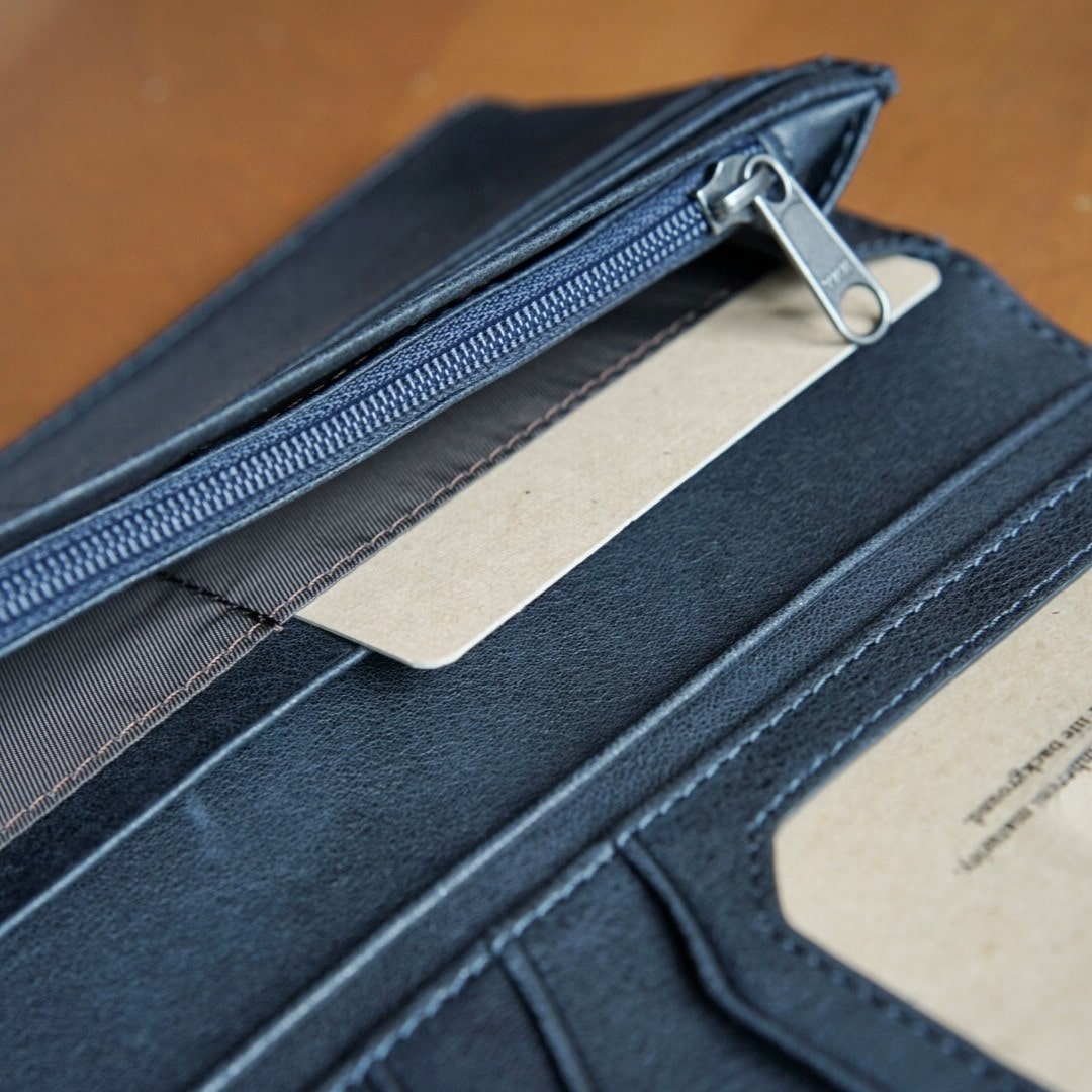 【ZONALE ORLO 長財布】 ネイビー31223