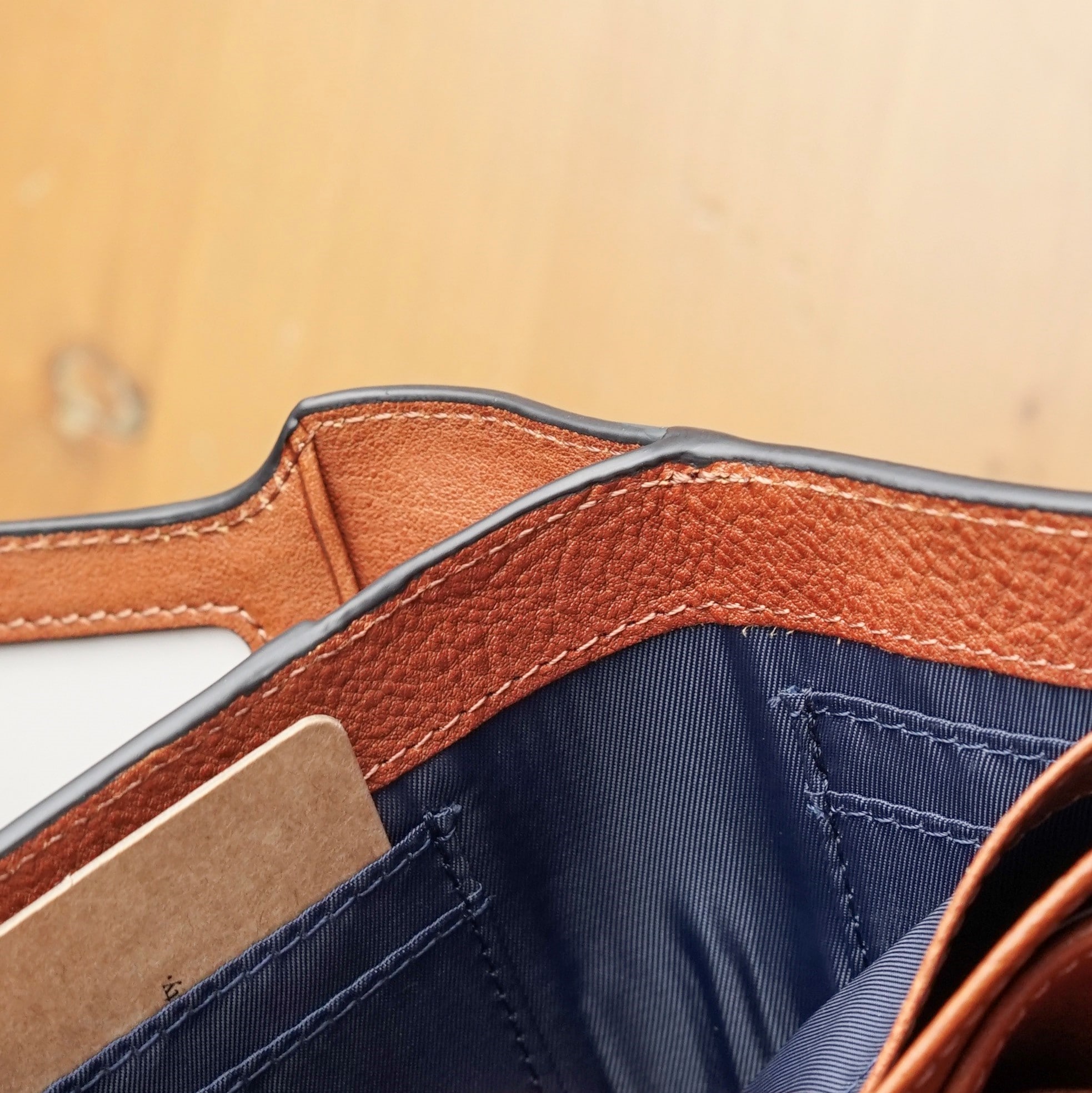 [SECRET SALE]【ZONALE ORLO LF縦型財布】ブラウン31222