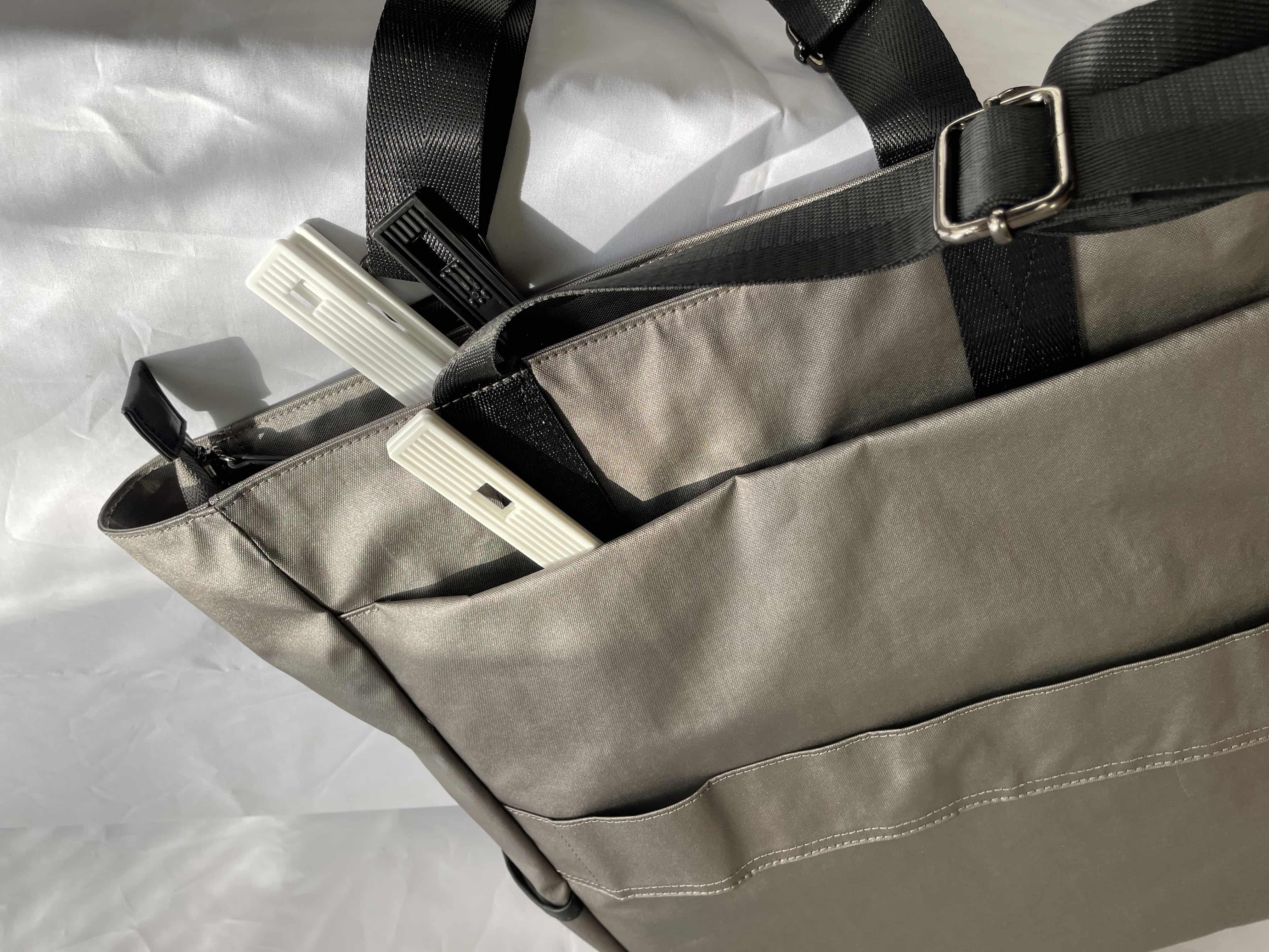 大人の推し活バッグ登場！「oshi-goto BAG」シエル　クロ