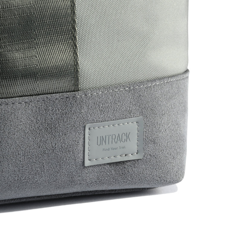 【UNTRACK】(アントラック)　CITY/CE　Phone Shoulder 60051　グレー