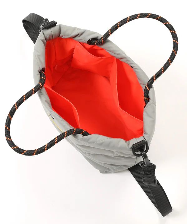 KIU パデッドトートバッグミニ　K386　クロ