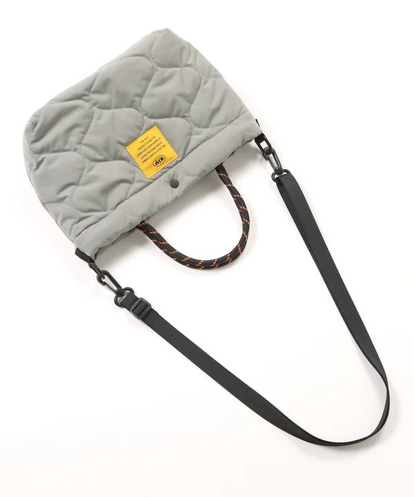 KIU パデッドトートバッグミニ　K386　クロ