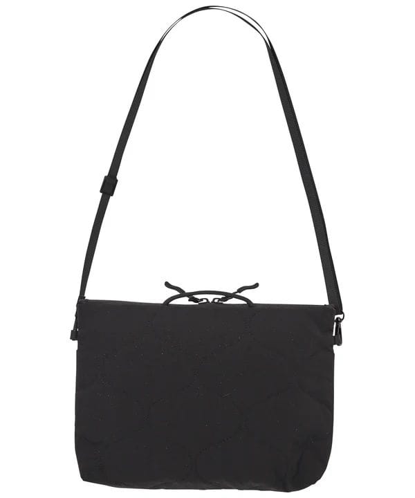 KIU パデッドサコッシュポーチ　K385　クロ