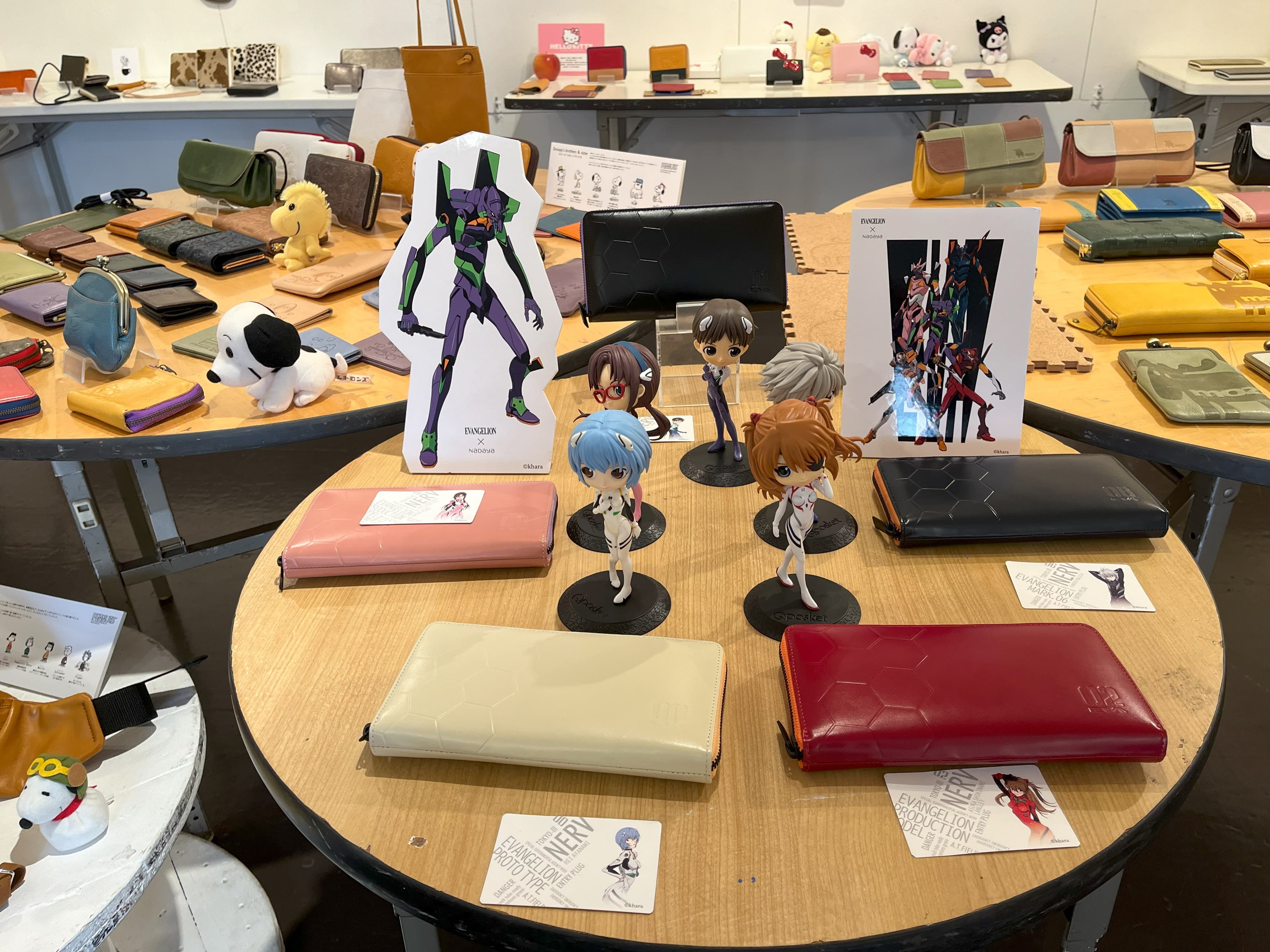 EVANGELION(エヴァンゲリオン)ロングウォレット! この質感は EVANGELION(エヴァンゲリオン)ロングウォレット! この質感は