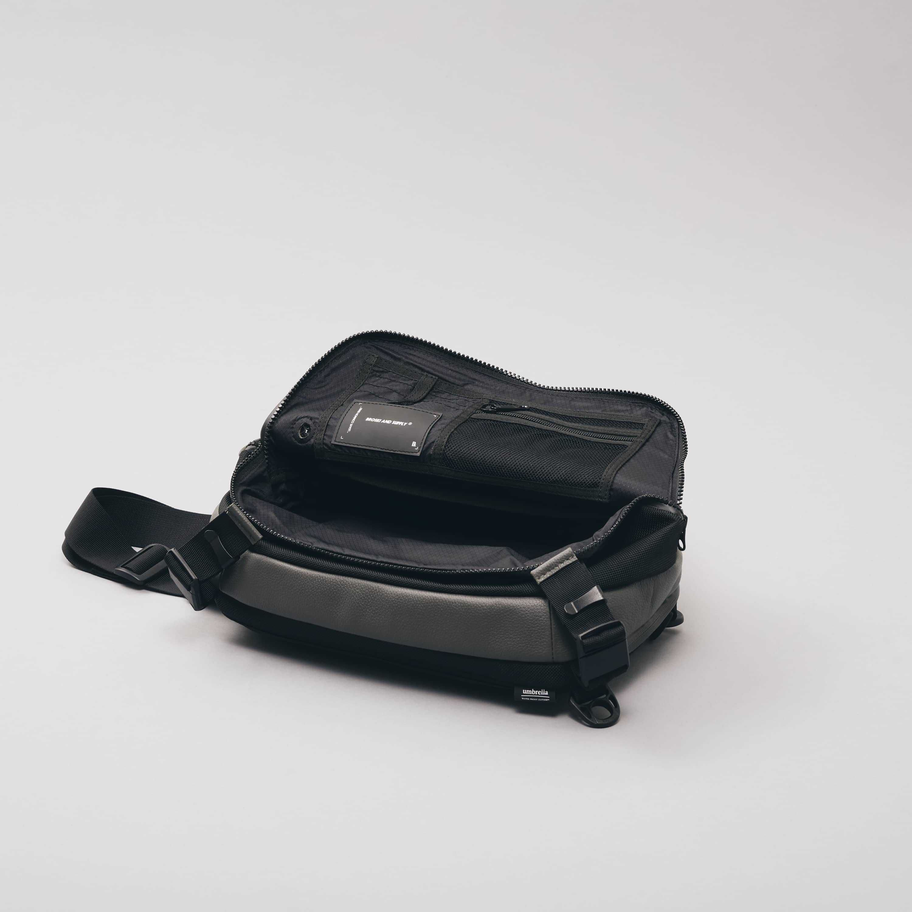  BRSKI AND SUPPLY ブロスキ―＆サプライ　Adjust sling multi bag