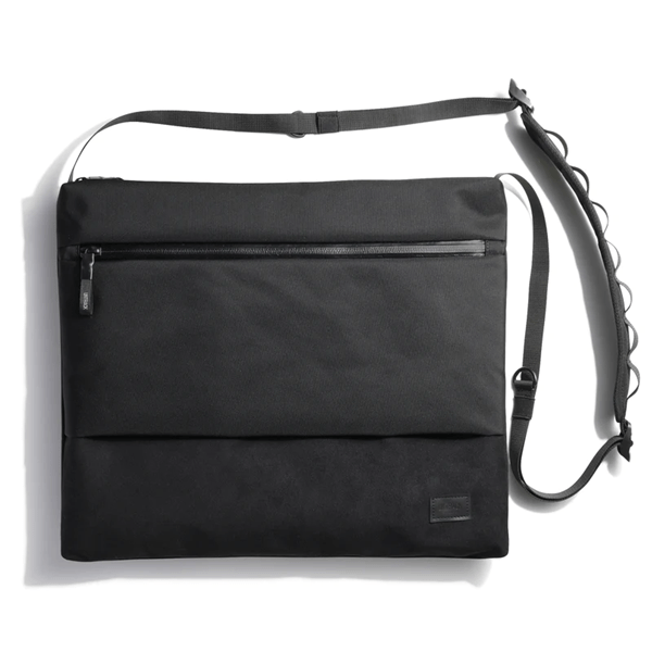 【UNTRACK】(アントラック)　CITY/CE Shoulder-M 60053　クロ