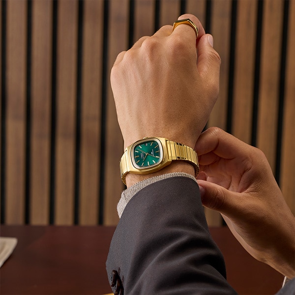 TIMEX タイメックス E-line Automatic TW2Y67700 自動巻 メンズ　ゴールド/グリーン