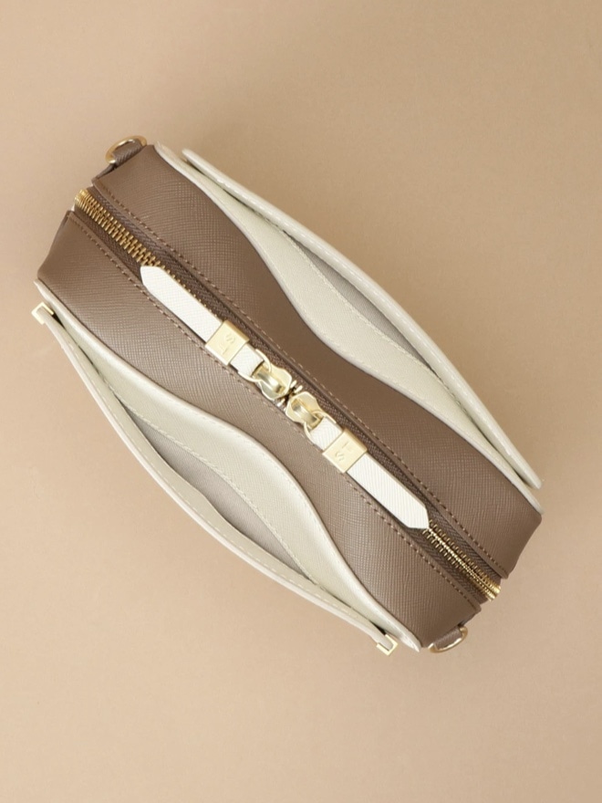 Pomme d'espoir ポムディスポワール バイカラーショルダーバッグ オフホワイト